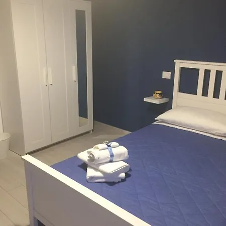 Bed & Breakfast Josephine Sea View *